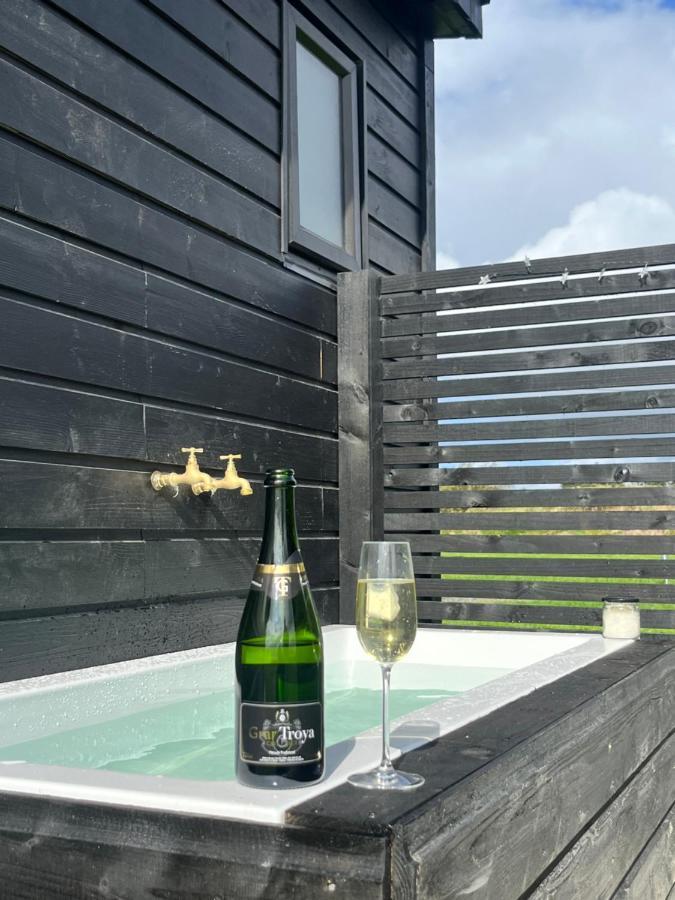 Wild Hideaways Luxury Lodges And Eco Spa Bantry Exterior foto